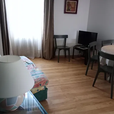 Apartment Centre Intra Muros Cour Exterieure Parking Prive Gratuit